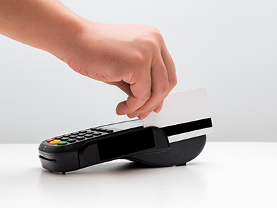 惊爆！某POS机流量费频繁“吸血”，3个月竟扣2次，太坑人了！【速转防坑】